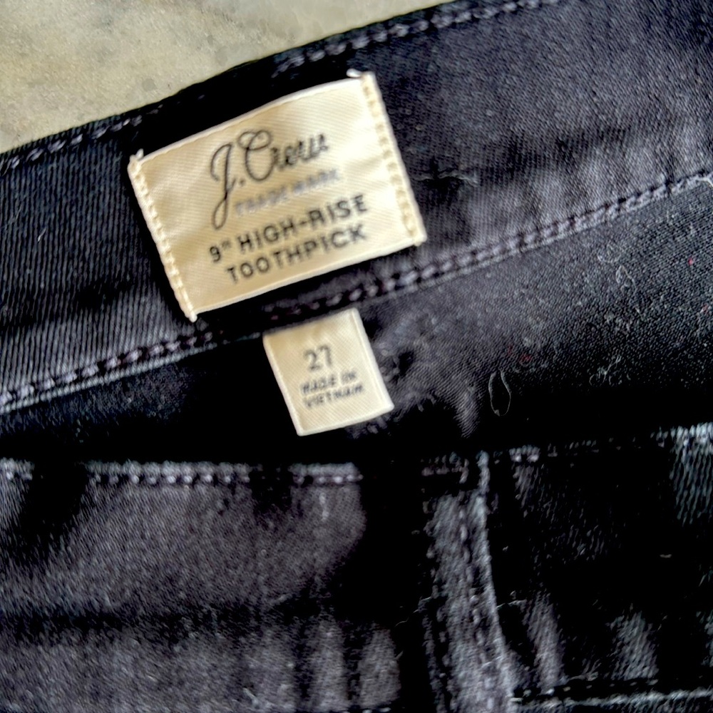 9” High-Rise Toothpick Black Jeans Size 27